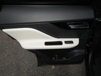 2018 Jaguar F-PACE AWD,R SPORT,NAV,DR.ASST PKG.RVC,SILVER CERTIFIED   - Photo 18 - Haddon Twp, NJ 08107