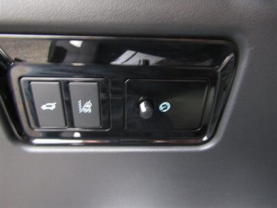 2018 Jaguar F-PACE AWD,R SPORT,NAV,DR.ASST PKG.RVC,SILVER CERTIFIED   - Photo 27 - Haddon Twp, NJ 08107