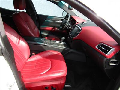 2014 Maserati Ghibli AWD,NAV,CONV PKG,RVC,PWR PKG,SILVER CERTIFIED   - Photo 53 - Haddon Twp, NJ 08107