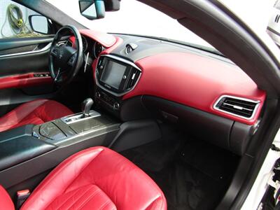 2014 Maserati Ghibli AWD,NAV,CONV PKG,RVC,PWR PKG,SILVER CERTIFIED   - Photo 54 - Haddon Twp, NJ 08107
