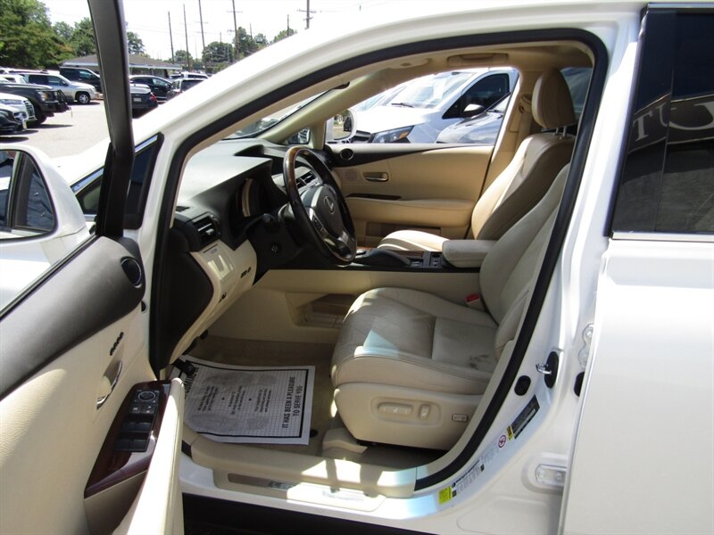 2013 Lexus RX AWD,NAV,PREM PKG,RVC,PWR PKG,SILVER CERTIFIED - Photo 35 - Haddon Twp, NJ 08107