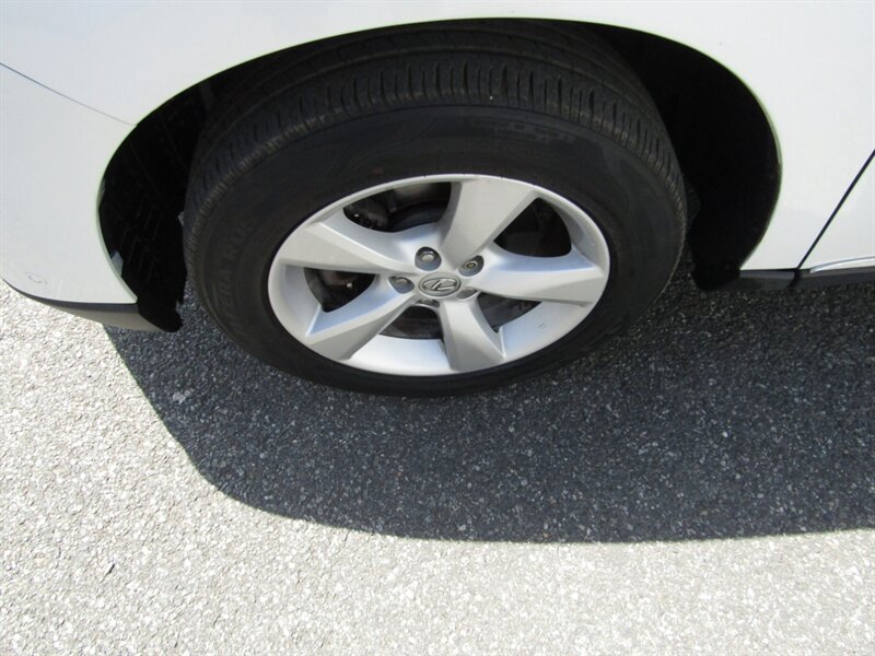 2013 Lexus RX AWD,NAV,PREM PKG,RVC,PWR PKG,SILVER CERTIFIED - Photo 15 - Haddon Twp, NJ 08107