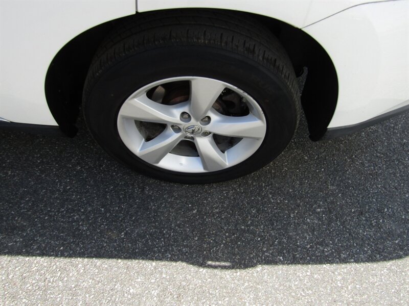 2013 Lexus RX AWD,NAV,PREM PKG,RVC,PWR PKG,SILVER CERTIFIED - Photo 16 - Haddon Twp, NJ 08107