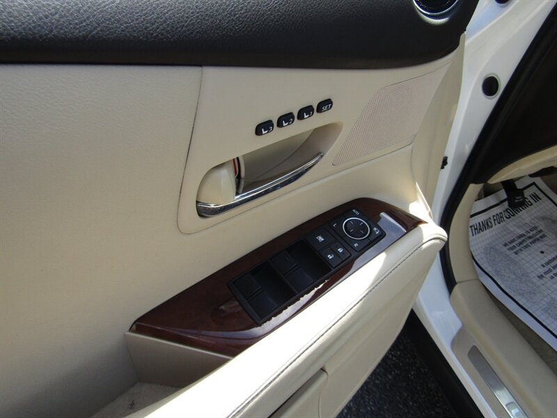 2013 Lexus RX AWD,NAV,PREM PKG,RVC,PWR PKG,SILVER CERTIFIED - Photo 34 - Haddon Twp, NJ 08107