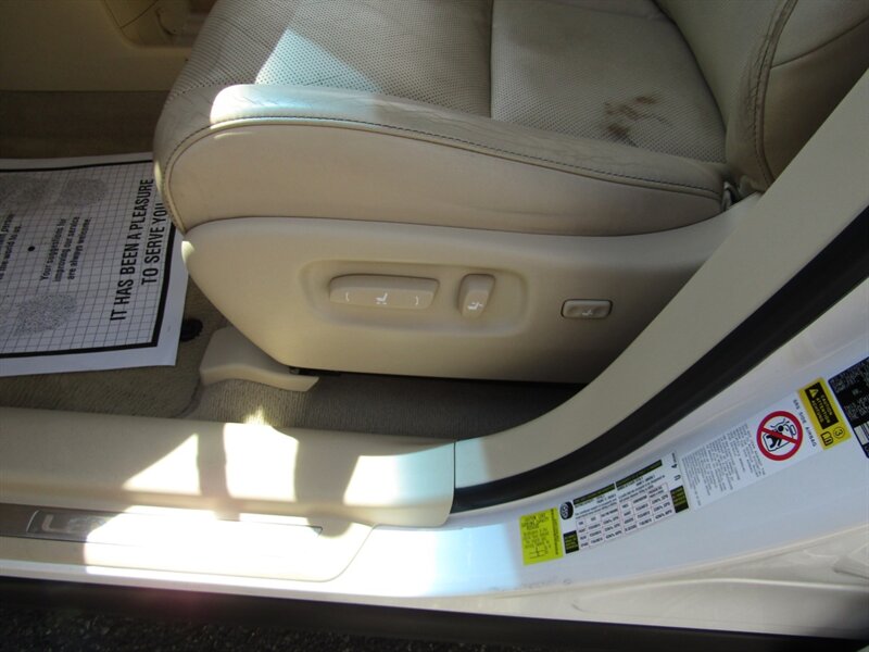 2013 Lexus RX AWD,NAV,PREM PKG,RVC,PWR PKG,SILVER CERTIFIED - Photo 36 - Haddon Twp, NJ 08107