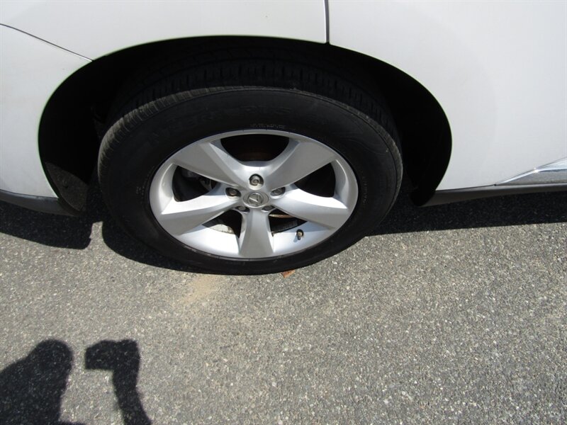 2013 Lexus RX AWD,NAV,PREM PKG,RVC,PWR PKG,SILVER CERTIFIED - Photo 17 - Haddon Twp, NJ 08107