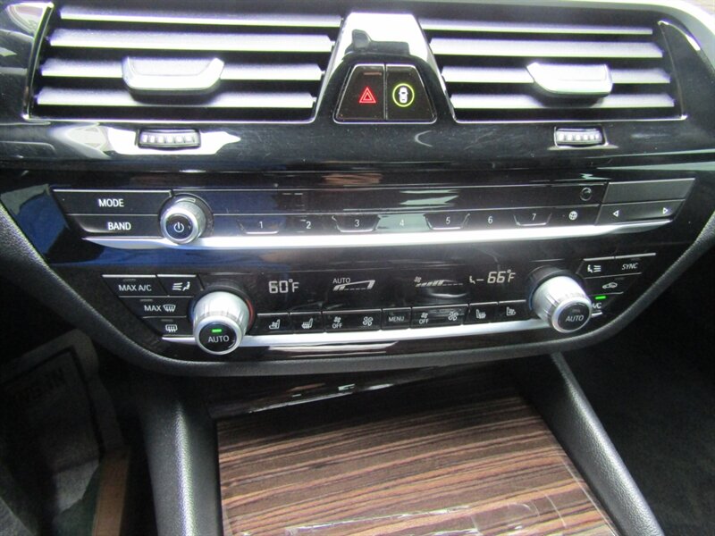 2021 BMW AWD,NAV,DR.ASST PKG,SPORT PKG,RVC,SILVER CERTIFIED 540IX - Photo 35 - Haddon Twp, NJ 08107