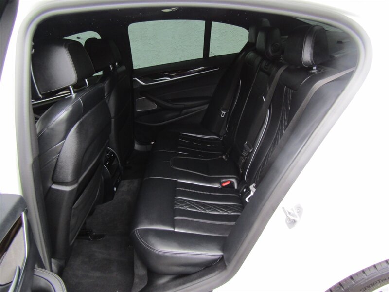 2021 BMW AWD,NAV,DR.ASST PKG,SPORT PKG,RVC,SILVER CERTIFIED 540IX - Photo 16 - Haddon Twp, NJ 08107
