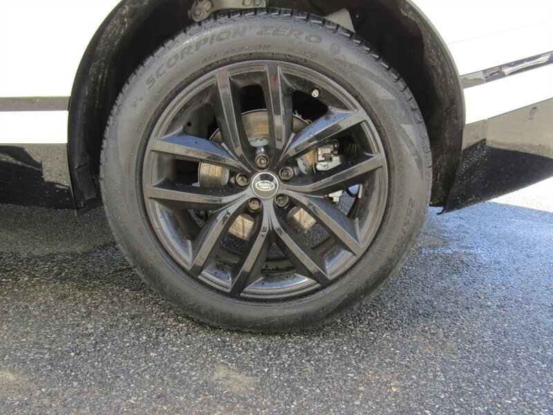 2024 Land Rover Range Rover Velar AWD.TECH PKG,DYNAMIC HANDLING PKG,COMFORT PKG, - Photo 35 - Haddon Twp, NJ 08107