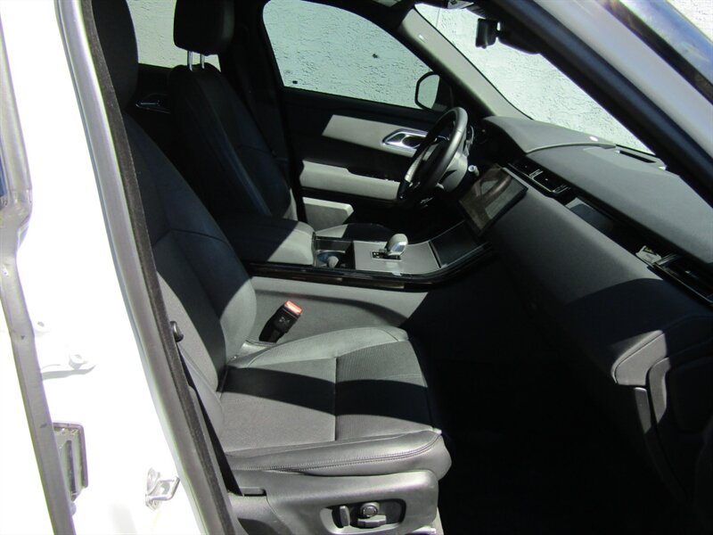 2024 Land Rover Range Rover Velar AWD.TECH PKG,DYNAMIC HANDLING PKG,COMFORT PKG, - Photo 21 - Haddon Twp, NJ 08107