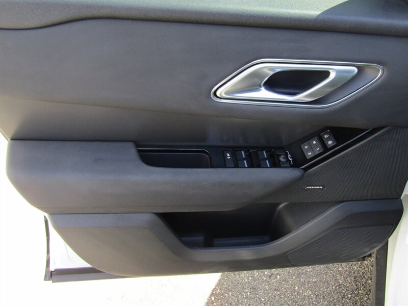 2024 Land Rover Range Rover Velar AWD.TECH PKG,DYNAMIC HANDLING PKG,COMFORT PKG, - Photo 12 - Haddon Twp, NJ 08107