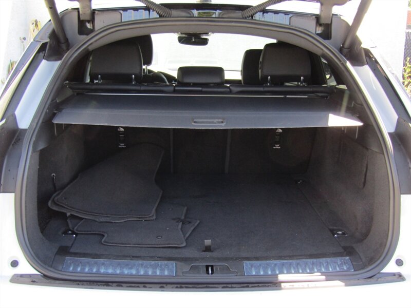 2024 Land Rover Range Rover Velar AWD.TECH PKG,DYNAMIC HANDLING PKG,COMFORT PKG, - Photo 10 - Haddon Twp, NJ 08107