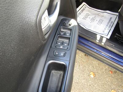 2017 Jeep Renegade TRAILHAWK,AWD,CONV PKG,NAV,RVC,SILVER CERTIFIED   - Photo 16 - Haddon Twp, NJ 08107