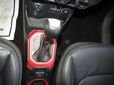 2017 Jeep Renegade TRAILHAWK,AWD,CONV PKG,NAV,RVC,SILVER CERTIFIED   - Photo 39 - Haddon Twp, NJ 08107