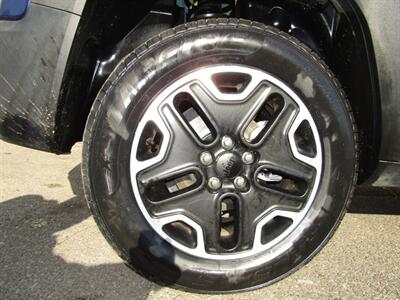 2017 Jeep Renegade TRAILHAWK,AWD,CONV PKG,NAV,RVC,SILVER CERTIFIED   - Photo 45 - Haddon Twp, NJ 08107