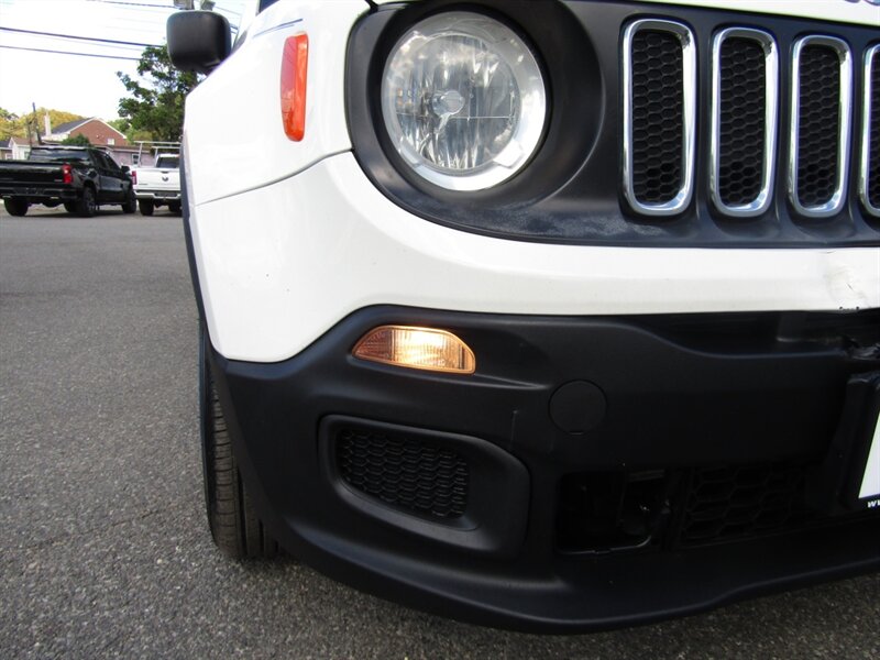 2018 Jeep Renegade SPORT,4X4, PKG,CONV PKG,SILVER CERTIFIED - Photo 10 - Haddon Twp, NJ 08107