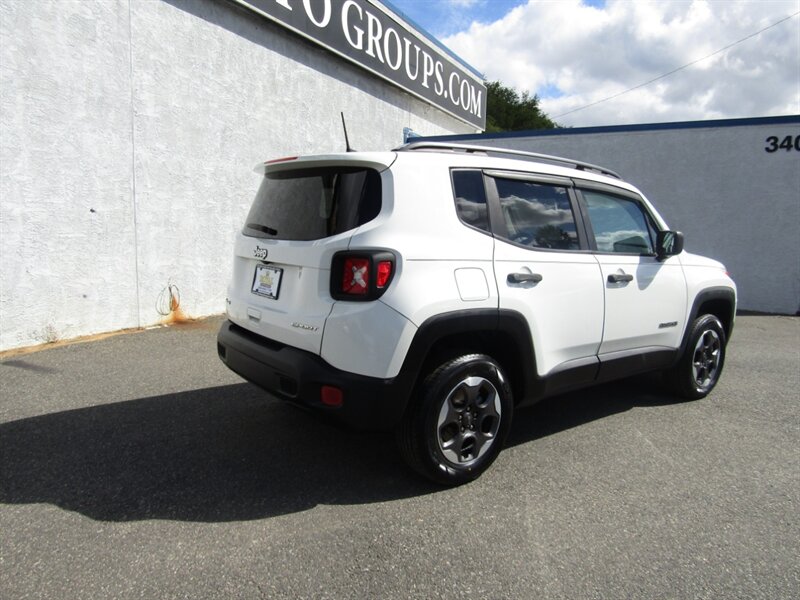 2018 Jeep Renegade SPORT,4X4, PKG,CONV PKG,SILVER CERTIFIED - Photo 7 - Haddon Twp, NJ 08107