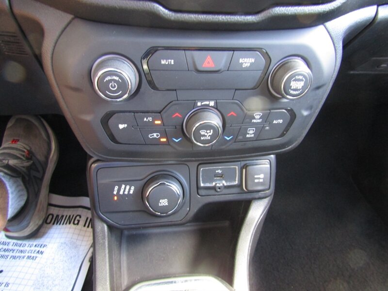 2018 Jeep Renegade SPORT,4X4, PKG,CONV PKG,SILVER CERTIFIED - Photo 60 - Haddon Twp, NJ 08107