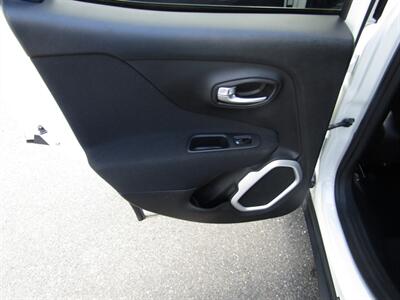 2018 Jeep Renegade SPORT,4X4, PKG,CONV PKG,SILVER CERTIFIED   - Photo 39 - Haddon Twp, NJ 08107