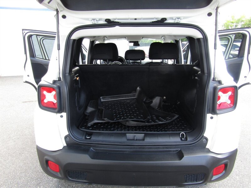 2018 Jeep Renegade SPORT,4X4, PKG,CONV PKG,SILVER CERTIFIED - Photo 41 - Haddon Twp, NJ 08107