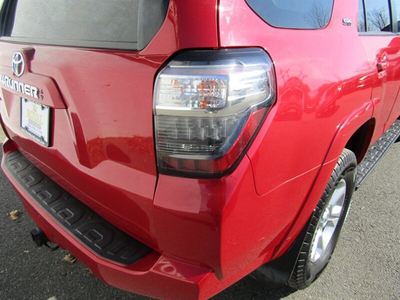 2020 Toyota 4Runner 4X4,PREM,NAV,TECH PKG,DR.ASST PKG,SILVER CERTIFIED - Photo 15 - Haddon Twp, NJ 08107