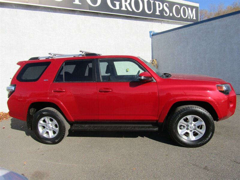 2020 Toyota 4Runner 4X4,PREM,NAV,TECH PKG,DR.ASST PKG,SILVER CERTIFIED - Photo 8 - Haddon Twp, NJ 08107