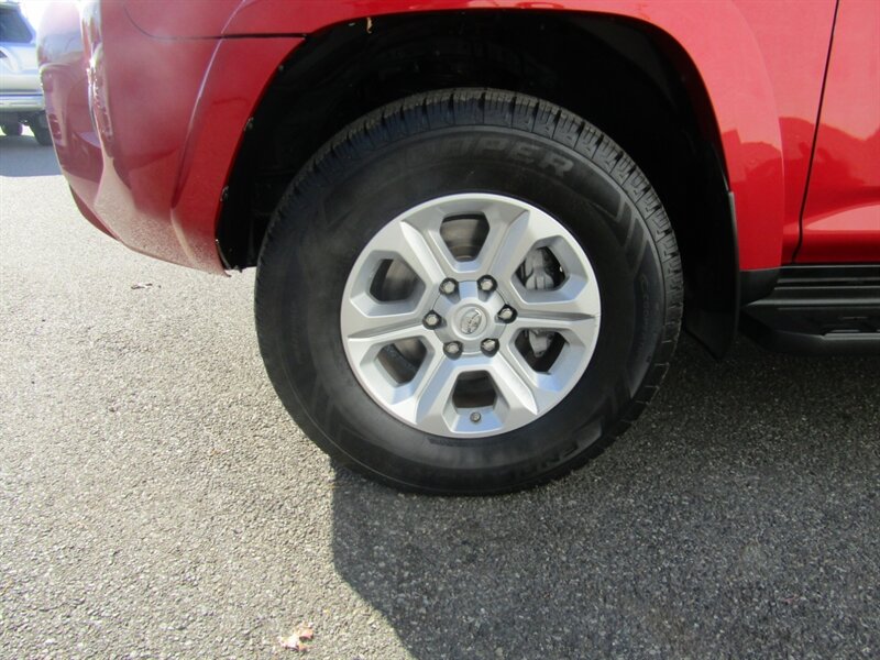 2020 Toyota 4Runner 4X4,PREM,NAV,TECH PKG,DR.ASST PKG,SILVER CERTIFIED - Photo 47 - Haddon Twp, NJ 08107