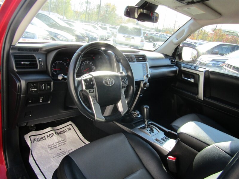 2020 Toyota 4Runner 4X4,PREM,NAV,TECH PKG,DR.ASST PKG,SILVER CERTIFIED - Photo 21 - Haddon Twp, NJ 08107