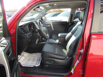 2020 Toyota 4Runner 4X4,PREM,NAV,TECH PKG,DR.ASST PKG,SILVER CERTIFIED - Photo 19 - Haddon Twp, NJ 08107