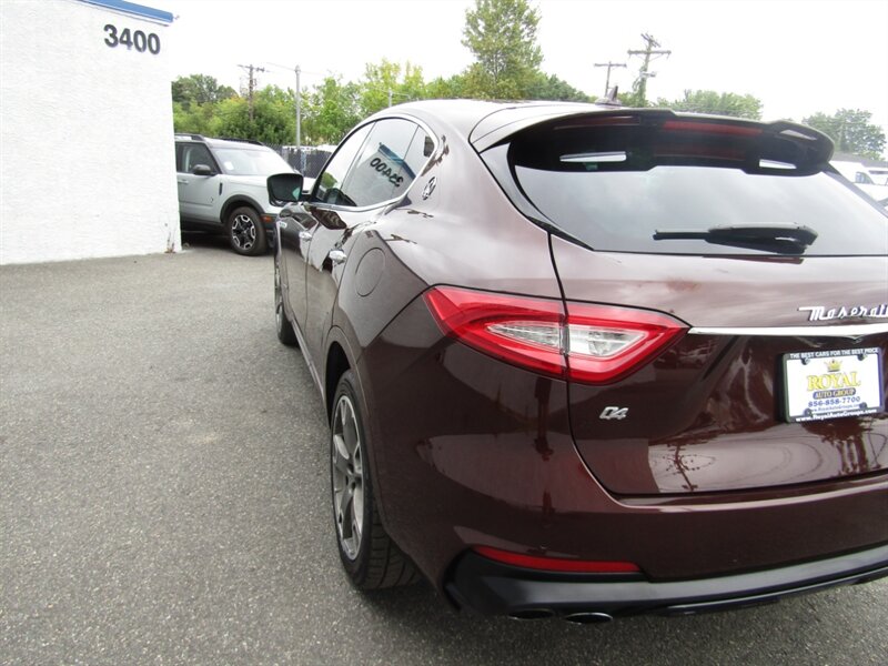 2019 Maserati Levante GT photo 23