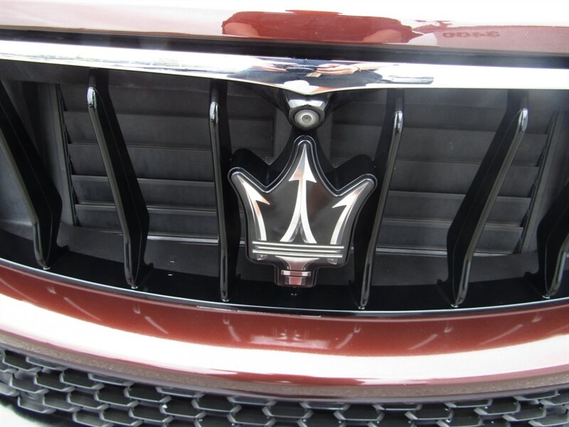 2019 Maserati Levante GT photo 11