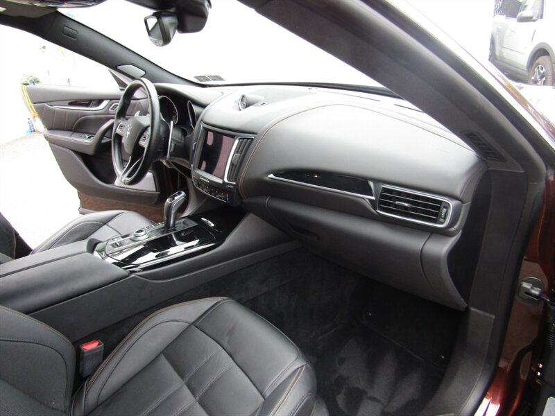 2019 Maserati Levante GT photo 36