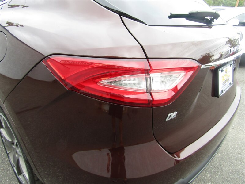 2019 Maserati Levante GT photo 20