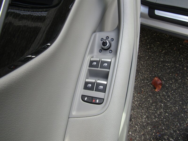 2017 Audi Q7 AWD,NAV,PREM PKG,COMFORT PKG,SILVER CERTIFIED - Photo 11 - Haddon Twp, NJ 08107