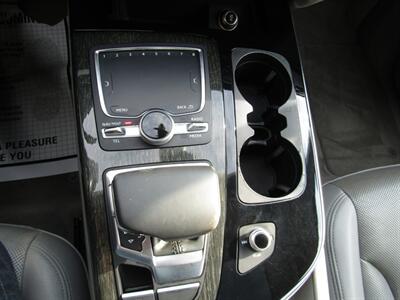 2017 Audi Q7 AWD,NAV,PREM PKG,COMFORT PKG,SILVER CERTIFIED - Photo 36 - Haddon Twp, NJ 08107