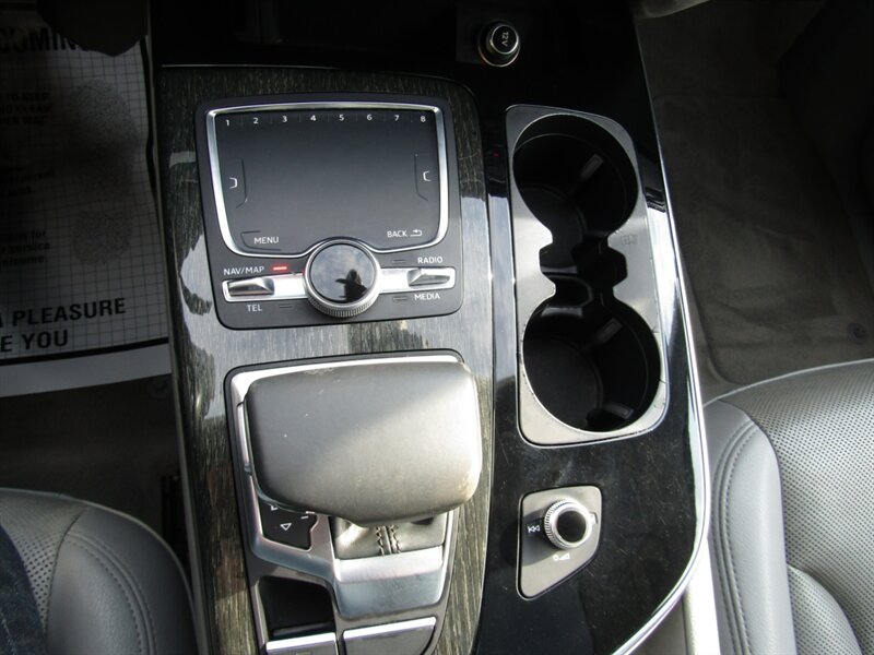 2017 Audi Q7 AWD,NAV,PREM PKG,COMFORT PKG,SILVER CERTIFIED - Photo 36 - Haddon Twp, NJ 08107