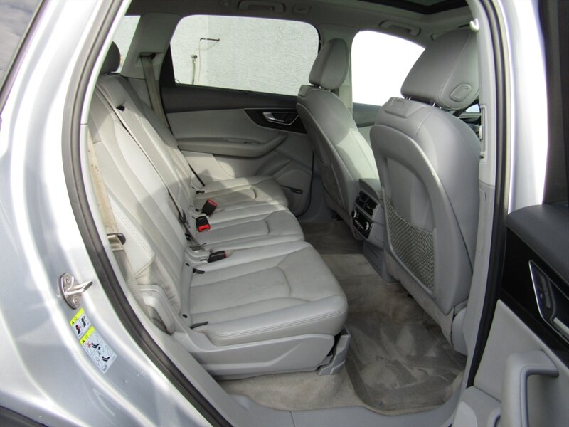 2017 Audi Q7 AWD,NAV,PREM PKG,COMFORT PKG,SILVER CERTIFIED - Photo 17 - Haddon Twp, NJ 08107