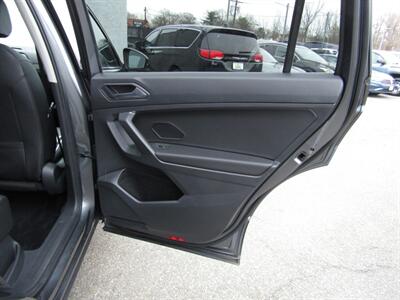 2021 Volkswagen Tiguan SEL PREM,TECH PKG,CONV PKG,RVC,SILVER CERTIFIED   - Photo 19 - Haddon Twp, NJ 08107