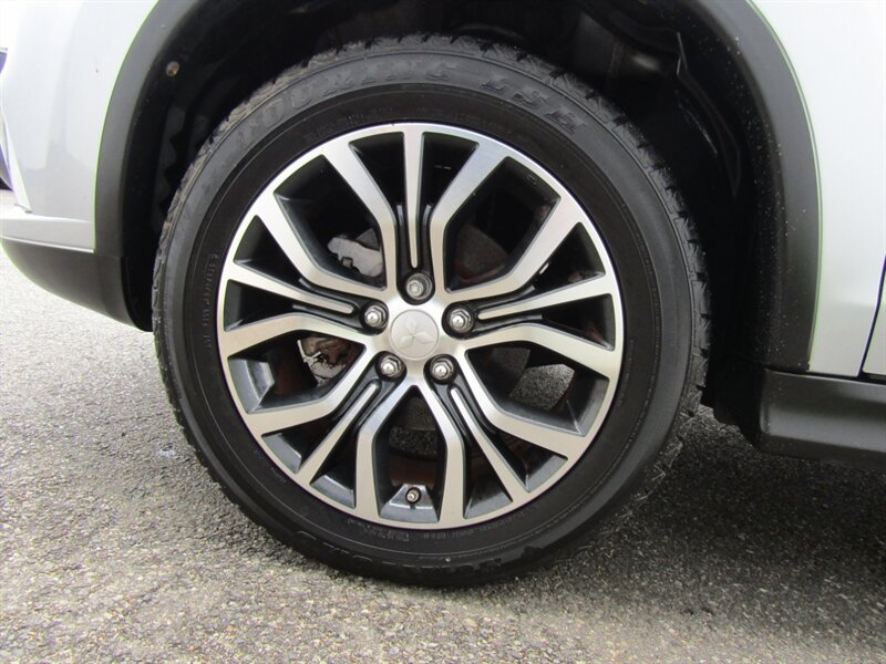 2016 Mitsubishi Outlander Sport 2.4 ES - Photo 30 - Haddon Twp, NJ 08107