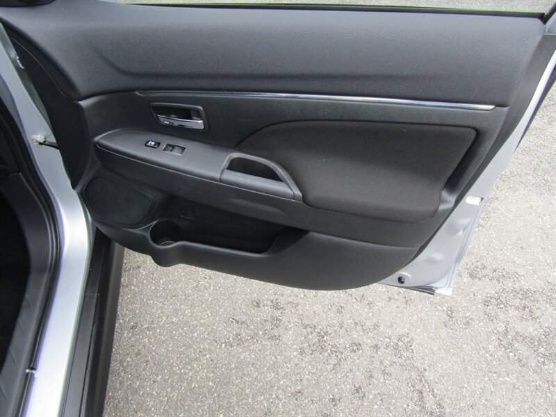 2016 Mitsubishi Outlander Sport 2.4 ES - Photo 19 - Haddon Twp, NJ 08107