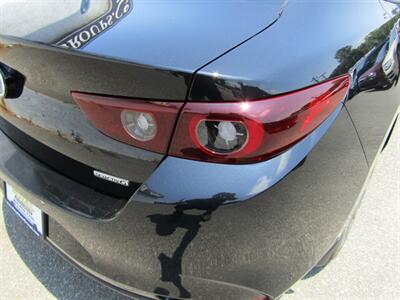 2023 Mazda Mazda3 Sedan PREM ,NAV,TECH PKG,CONV PKG,RVC,SILVER CERTIFIED   - Photo 19 - Haddon Twp, NJ 08107