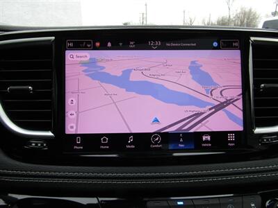 2022 Chrysler Pacifica LIMITED,PANO,TECH PKG,SILVER CERTIFIED   - Photo 31 - Haddon Twp, NJ 08107