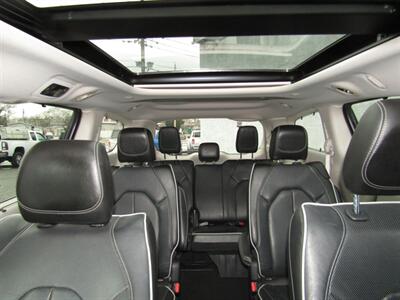 2022 Chrysler Pacifica LIMITED,PANO,TECH PKG,SILVER CERTIFIED   - Photo 36 - Haddon Twp, NJ 08107