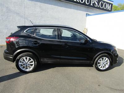 2020 Nissan Rogue Sport SV   - Photo 8 - Haddon Twp, NJ 08107