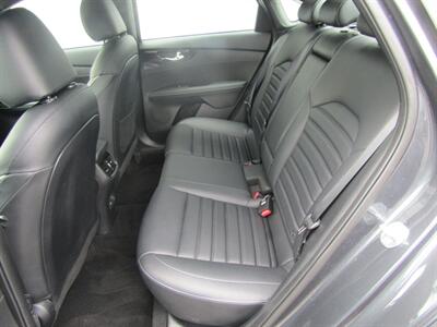 2024 Kia Forte GT SPORT,LEATHER,SUNROOF,RVC,SILVER CERTIFIED - Photo 14 - Haddon Twp, NJ 08107