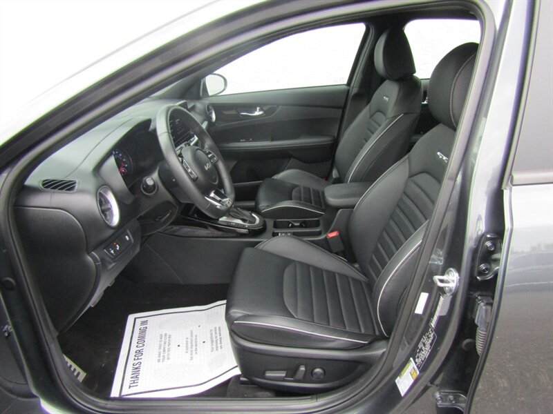 2024 Kia Forte GT SPORT,LEATHER,SUNROOF,RVC,SILVER CERTIFIED - Photo 12 - Haddon Twp, NJ 08107