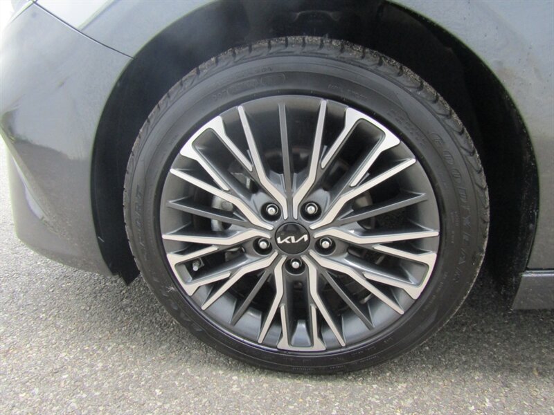 2024 Kia Forte GT SPORT,LEATHER,SUNROOF,RVC,SILVER CERTIFIED - Photo 34 - Haddon Twp, NJ 08107