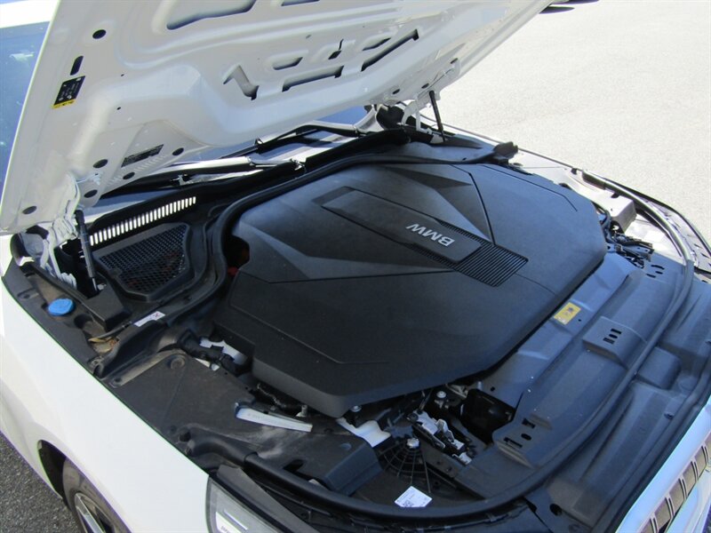 2025 BMW i5 AWD,PREM PKG,TECH PKG,HUD,SILVER CERTIFIED - Photo 39 - Haddon Twp, NJ 08107