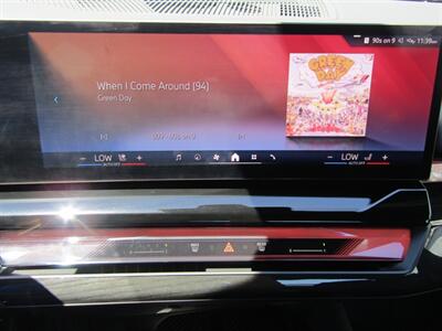 2025 BMW i5 AWD,PREM PKG,TECH PKG,HUD,SILVER CERTIFIED - Photo 29 - Haddon Twp, NJ 08107