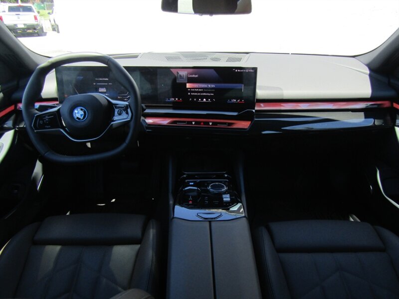 2025 BMW i5 AWD,PREM PKG,TECH PKG,HUD,SILVER CERTIFIED - Photo 23 - Haddon Twp, NJ 08107